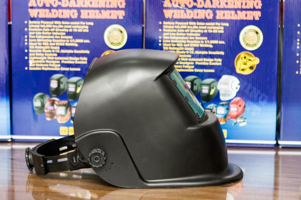 Auto Darkening Welding Helmet
