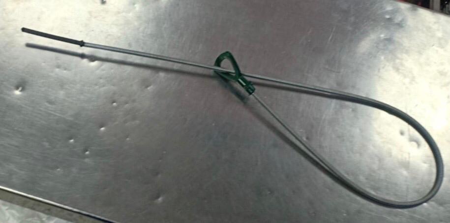 Benz engine oil level gauge