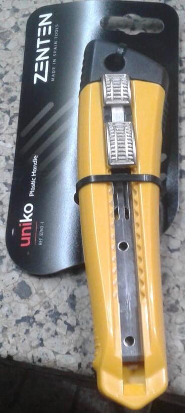 Cutter 18 mm