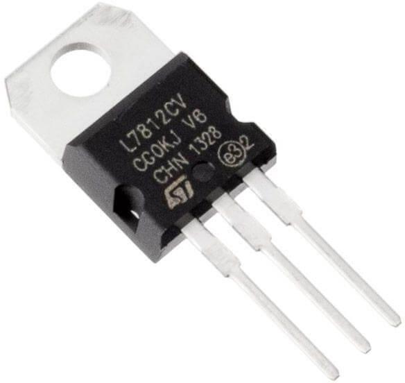 Regulator IC 7912