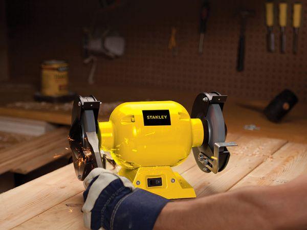 Double Wheeled Bench Grinder 6" Stanley 373 w