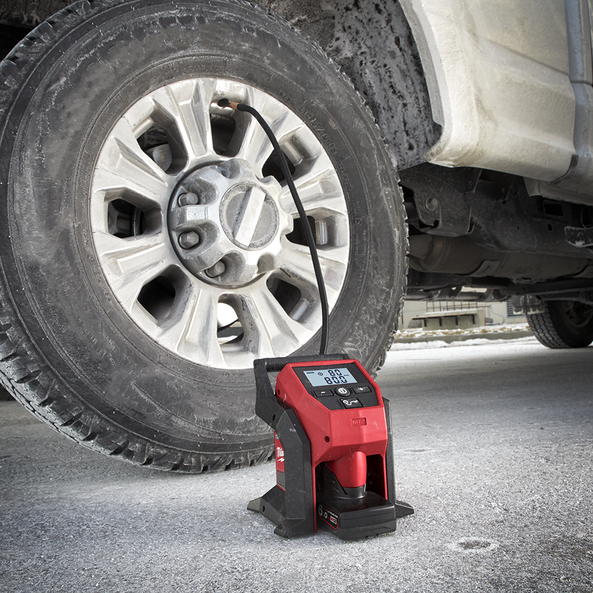 Brushed Inflator M12 - 8.3 Bar Milwaukee