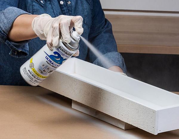 Rust-Oleum Painter’s Touch 355ML Flat Ultra Cover White Spray