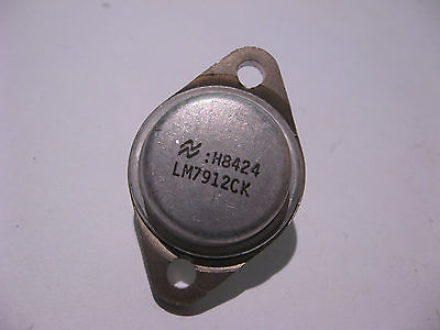 منظم 7912 الطاقة