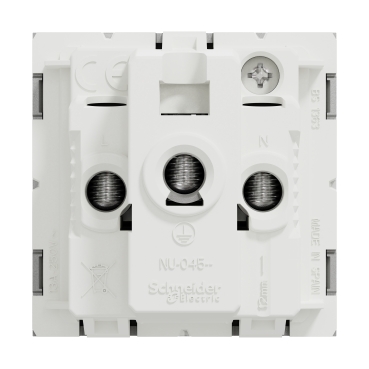 British SO Unswitched 15A 2P+E aluminium - Aluminium