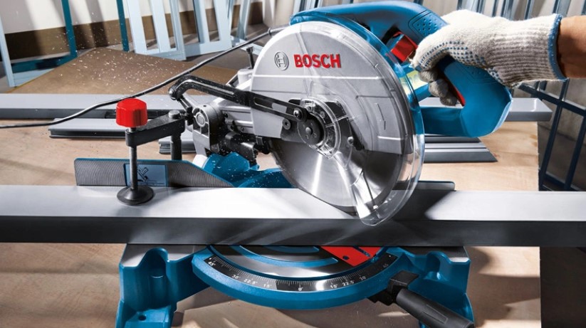 BOSCH GCM 10 MX Professional Miter Saw