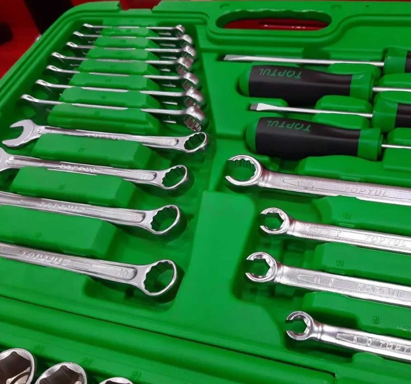 شنطه عده 96 قطعه توب تول تيواني