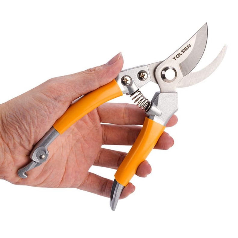 TOLSEN 8″ BYPASS PATTERN PRUNING SHEARS   Stainless Steel Blade