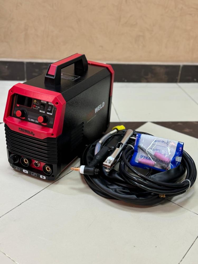 Welding Machine TIG + MMA 250A PRO