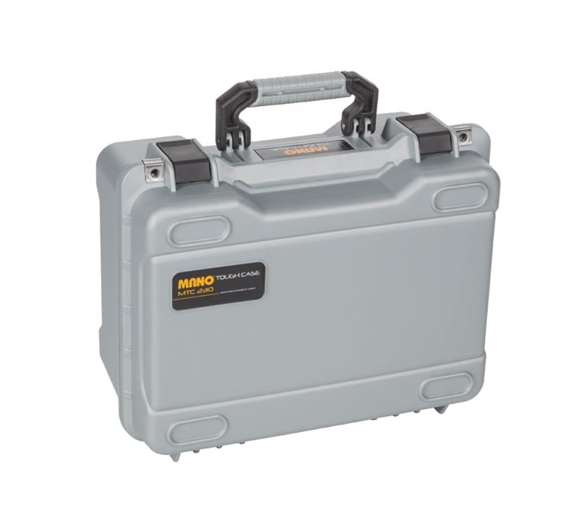 Heavy-duty Plastic Case, Shatterproof And Waterproof, With Samsonite-style System. Equipped With Top Foam Padding 403*330*210mm
