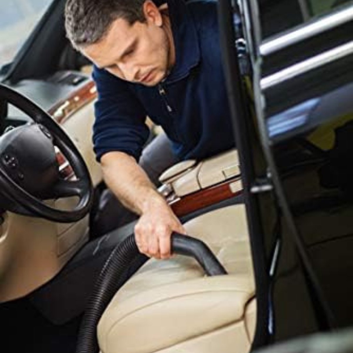 STANLEY Wet And Dry Vacuum Cleaner 1200W 20L  - Made In Italy