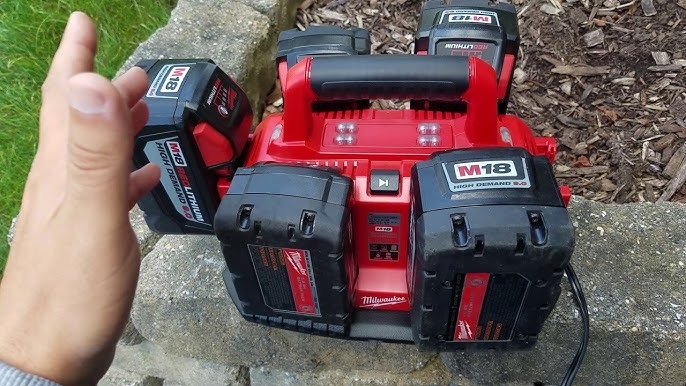 شاحن متعدد شحن 6 بطاريات في وقت واحد بطاريات 2.0, 4.0, 5.0, 6.0, 9.0, 3.0, 5.5, 8.0, 12.0 ماركه مولوكي