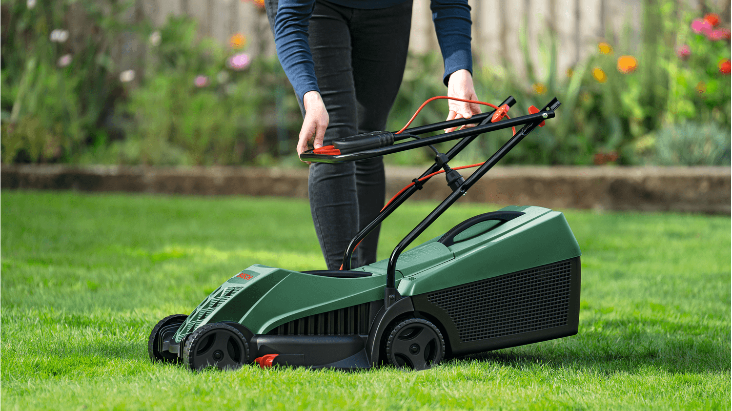 Bosch Electric Lawn Mower 1200W 32 Cm 31L Easy Rotak 32-235