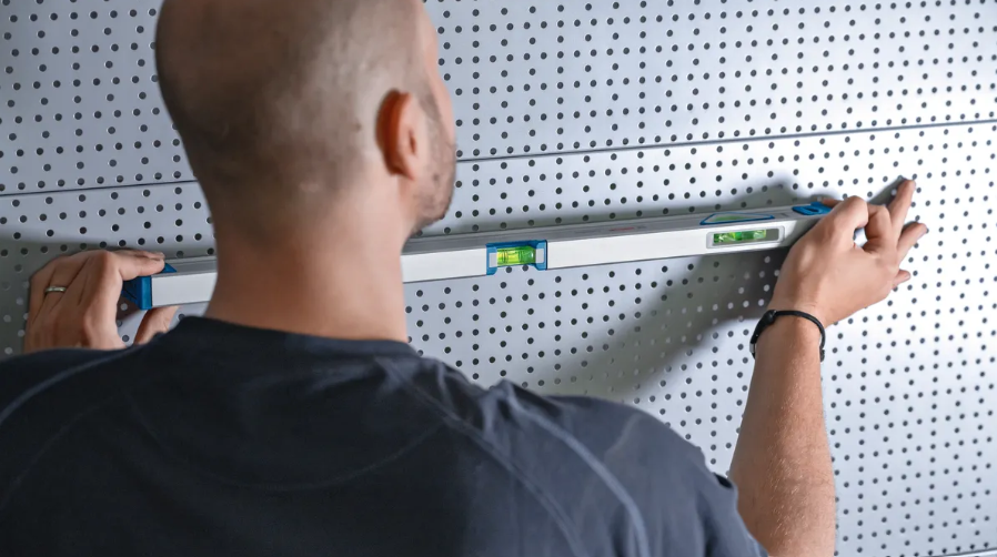 ميزان مستوى (Box Level) احترافي بطول 60 سم من بوش