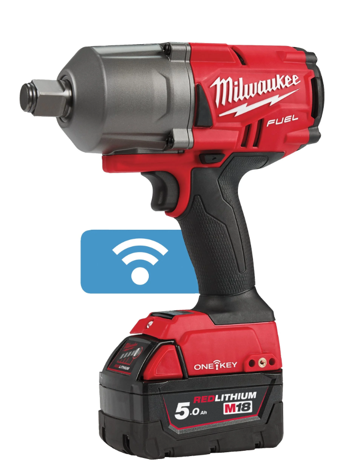 Milwaukee M18 high torque impact 3/4 inch  with 2 batteries 18v  5Ah and fast charger